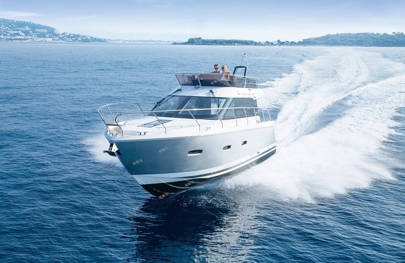 sealine 380